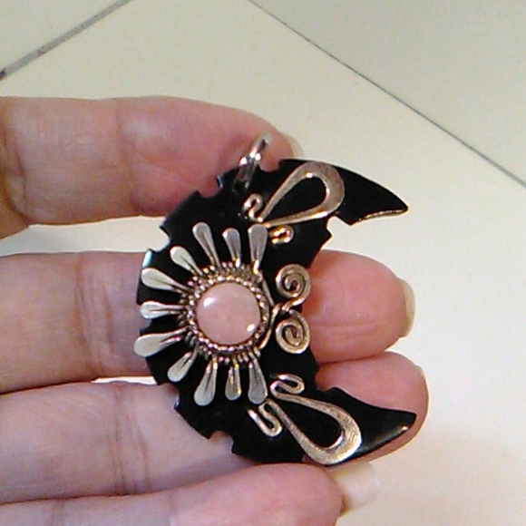Nwot Black Halfmoon Charm - Picture 5 of 8